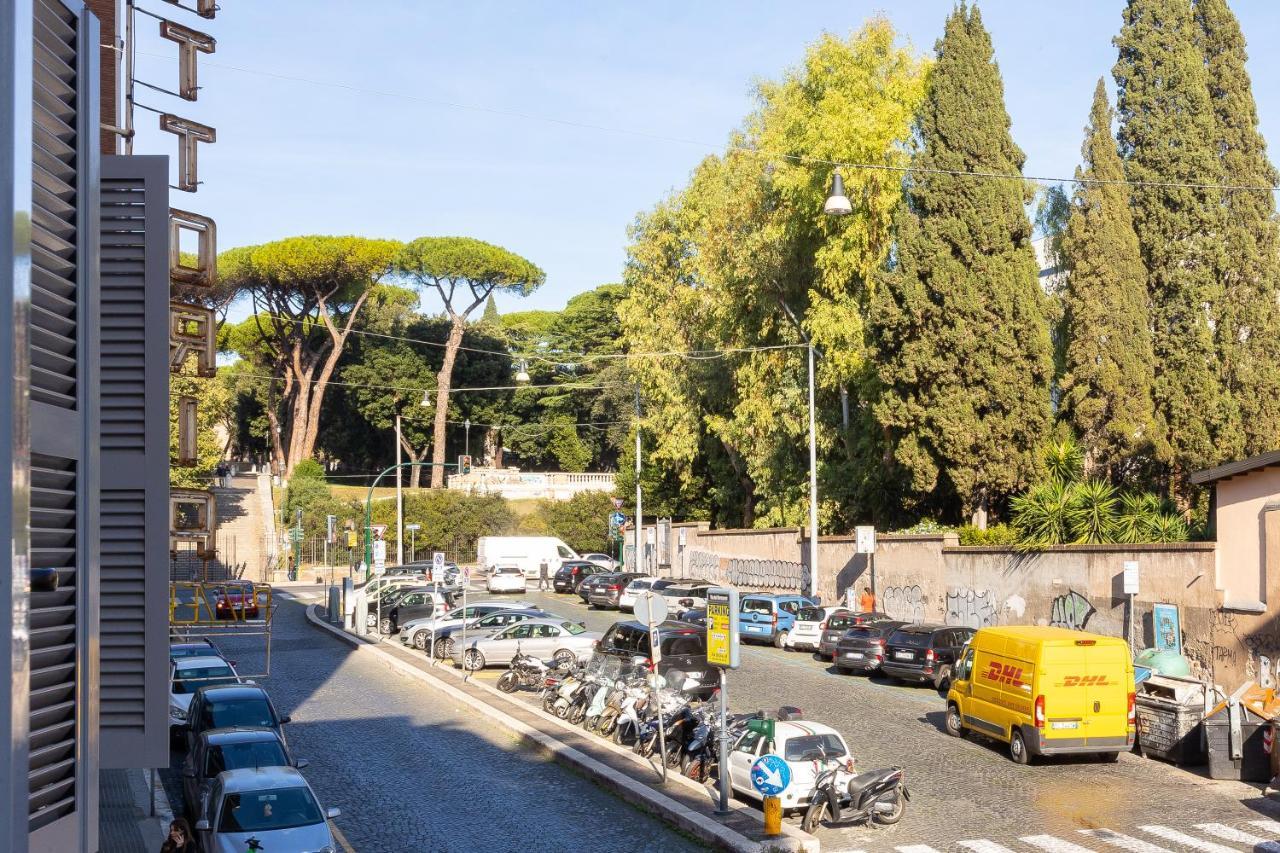 Colosseum Holidays - San Giovanni In Laterano روما المظهر الخارجي الصورة